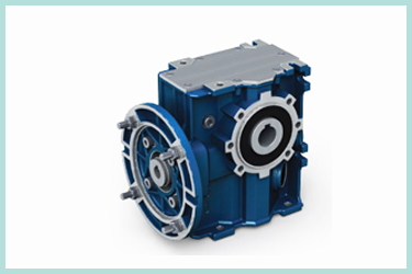 Skew bevel helical gearboxes